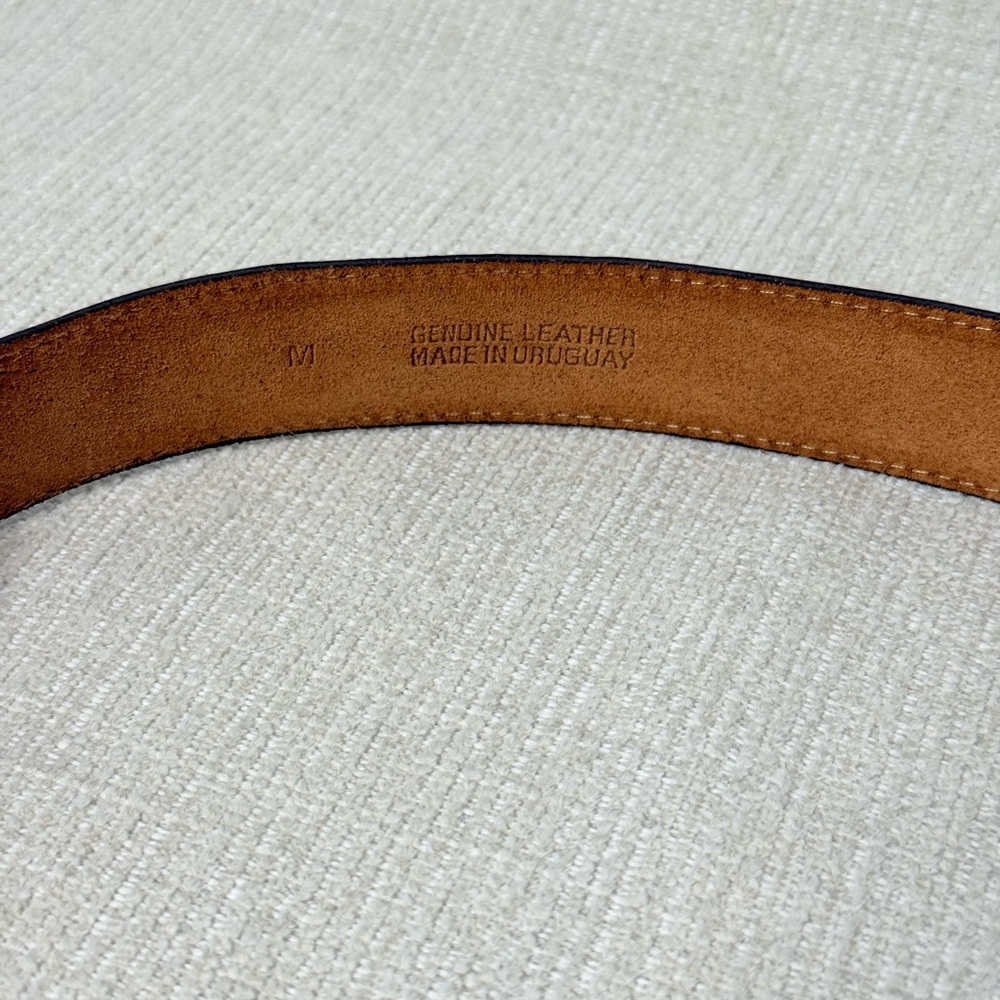 Source Unknown Black Leather Belt with Engraved Silver Floral Oval Buckle - Picture 4 of 6